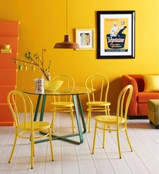 Лимонный цвет в интерьере гостиной