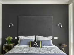 Черные розетки в интерьере спальни