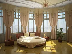 Інтэр'ер спальні з 4 вокнамі
