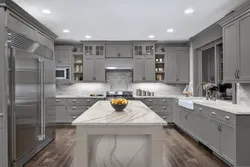 Gray kitchen in the interior reviews