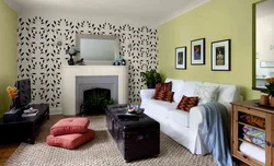 Wallpaper with a large pattern in the living room interior