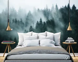 Фоташпалеры лес у тумане ў інтэр'еры спальні