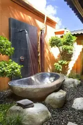 Bathtub in landscape design