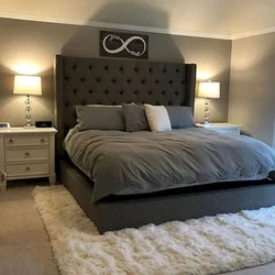 Дизайн спальни высокая кровать