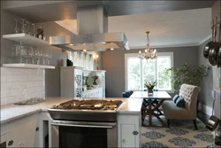 Living room kitchen design with peninsula