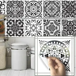 Design of old tiles in the bathroom