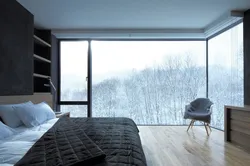 Дызайн спальні з вітражнымі вокнамі