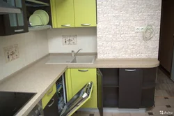 Дизайн маленьких кухонь с коробом