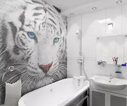 Bathroom design with pictures on the wall