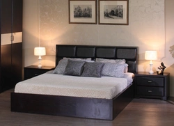 Bedroom design with bed and nightstands