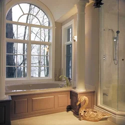 Bathroom window in stalinka design