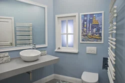 Bathroom window in stalinka design