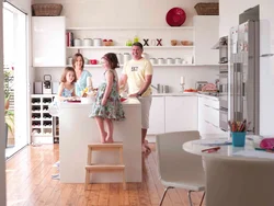 Дизайн кухни для семьи с детьми