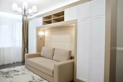 Дизайн спальни с диваном и шкафом купе