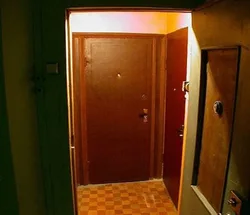 Фото квартир закрытая дверь