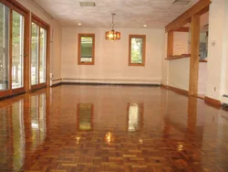 Inexpensive flooring in an apartment photo