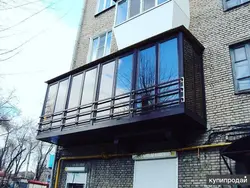 Балкон на две квартиры фото