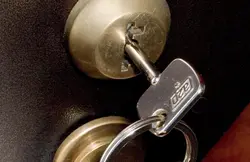 Фото квартиры двери с ключами