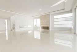 Glossy floors in the apartment photo