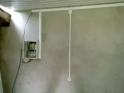 Проводка в квартире по стене фото