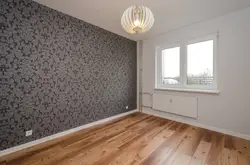 Photo of wallpaper in an apartment without furniture