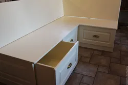Диван с ящиками для хранения на кухню фото