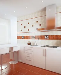 Photo of ceramic tiles as an apron in the kitchen