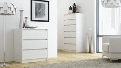 Photo of a narrow chest of drawers in the bedroom