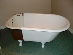 Photo of the bathtub from the outside