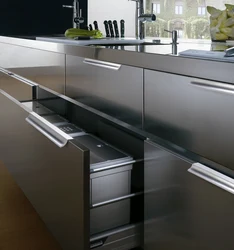 Chrome kitchen photo