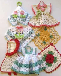 Knitted kitchen photo