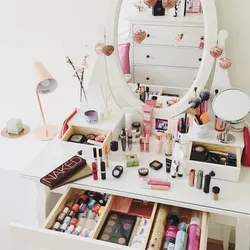 Bedroom cosmetics photo