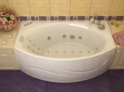 Photo of a bathtub in a semicircle