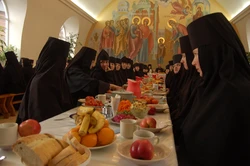 Orthodox kitchen photo
