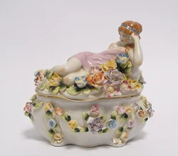 Porcelain Bathtubs Photo
