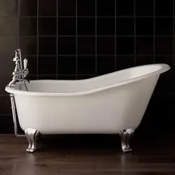 Porcelain bathtubs photo