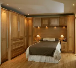 Спальня встроенным кроватью фото