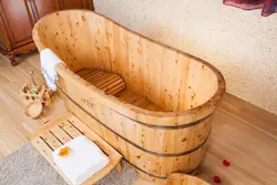 Oak bathtub photo