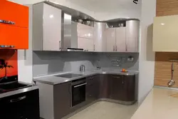 Photo of metallic gloss kitchen