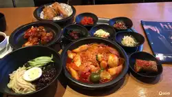 Koreya Yeməkləri Kafe Foto