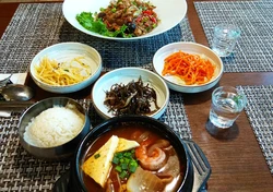Кафе корейской кухни фото