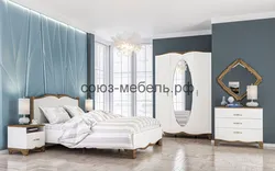 Tiffany bedroom photo