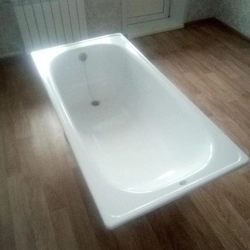 Aluminum bathtub photo