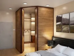 Bedroom design with door in corner