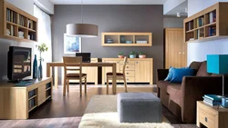Фото квартиры с деревянной мебелью