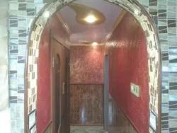 Xruşşov Binasının Koridorunda Dekorativ Gips