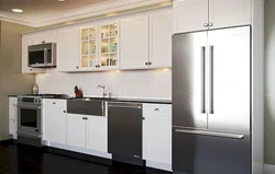 Kitchen design with 5 doors