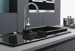 Sink color in kitchen design