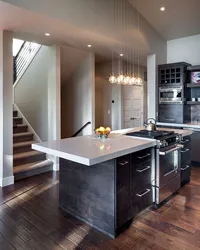 Kitchen Design In The Center Of The Room