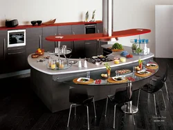 Дизайн кухни с двумя столами